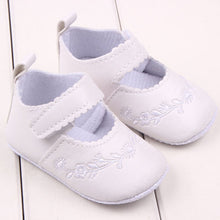 born 0-12 Months Baby Girls PU Leather Shoes Princess Flower Crib Outdoor Kids Shoes