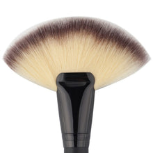 Pro Fan Shape Blush Make Up Brushes Tool Face Powder Soft Foundation Blending Cosmetic Brusher Pincel Maquiagem