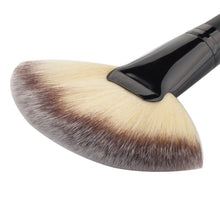Pro Fan Shape Blush Make Up Brushes Tool Face Powder Soft Foundation Blending Cosmetic Brusher Pincel Maquiagem