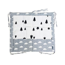 60*50cm MuslinTree Animal Printed Baby Cot Bed Hanging Storage Bag Crib Organizer Toy Diaper Pocket for Crib Bedding Set