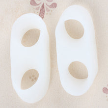 Silicone Gel Foot Toe Separators Little Finger valgus Protector Bunion Adjuster