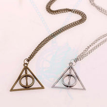 Women Classic Chain Necklace Metal Gift Pendants Necklaces Triangle Statement Jewelry