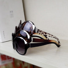 Women  Sunglasses  Metal Rivet Spectacles Overd Round Sun Glasses Eyeglasses 3 colors