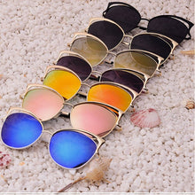 Women Metal Frame Sexy Cat Eye Sunglasses Coating Vintage Sun Glasses Oculos de grau Femininos UV400 LY6