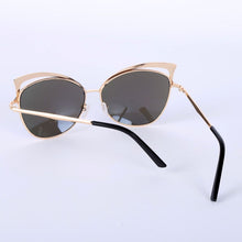 Women Metal Frame Sexy Cat Eye Sunglasses Coating Vintage Sun Glasses Oculos de grau Femininos UV400 LY6